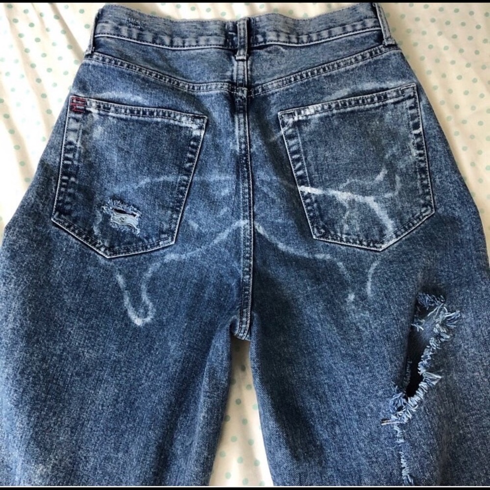 BDG Urban Outfitters Ripped Mom Jeans
